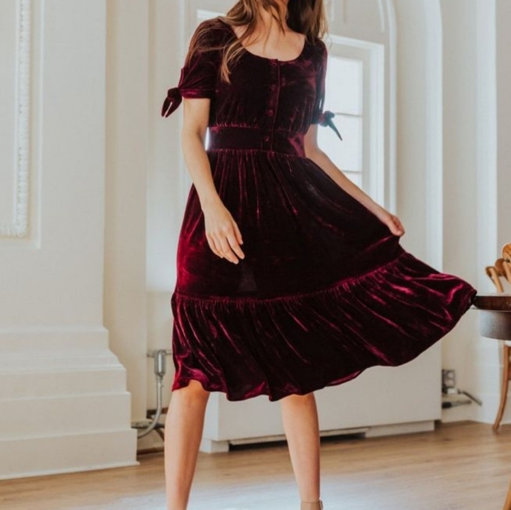New with tags velvet dress